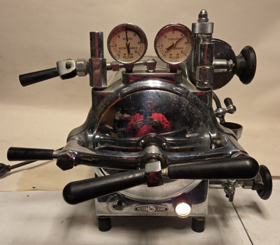 Pelton & Crane FL2 Autoclave Steam Sterilizer, Art Deco Style