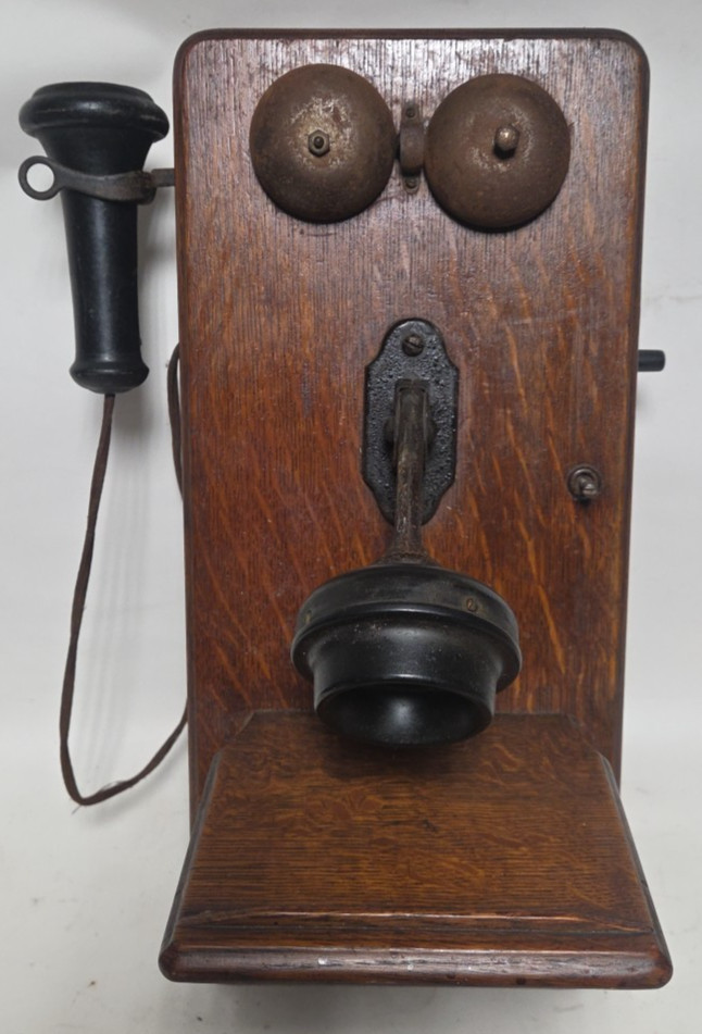 Stromberg-Carlson Quarter-Sawn Oak Wall Crank Telephone, Model 896-L