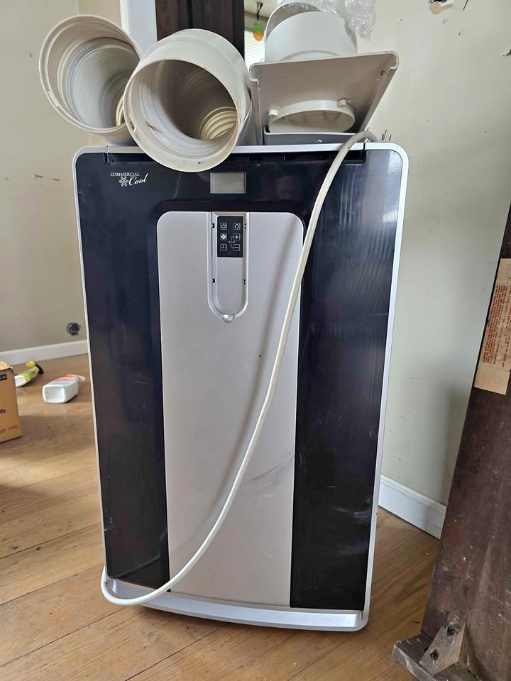 Commercial Cool Portable Air Conditioner w/ Hose & Window Kit